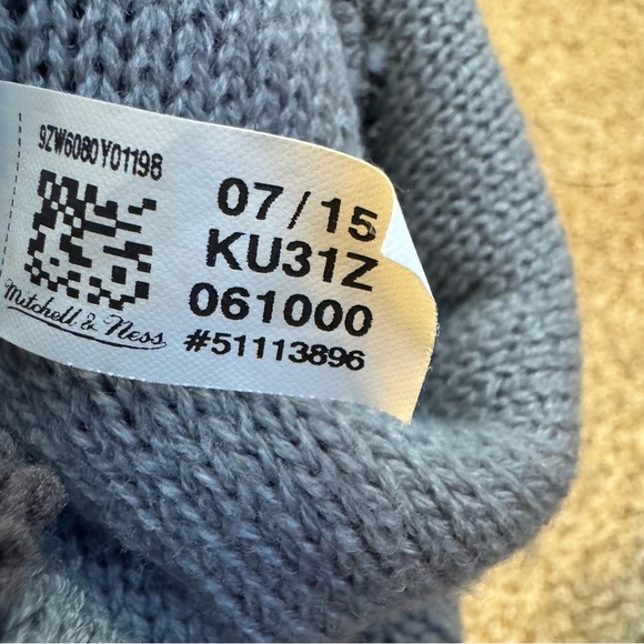 Mitchell & Ness TORONTO RAPTORS Winter Hat / Beanie w/Pom Stocking Cap - NBA - Picture 4 of 6